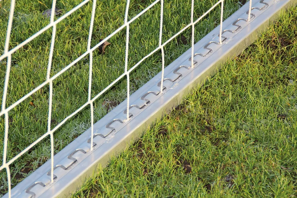 Alu-Bodenrahmen WM/EM Für Fußballtore 7,32 X 2,44 M 4 Alu-Bodenrahmen WM/EM Für Fußballtore 7,32 X 2,44 M – Bild 2