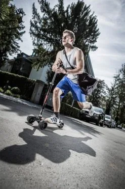 Micro® Kickboard MONSTER -Freizeitspiele Verkaufsgeschäft G2021 04 ecommerce