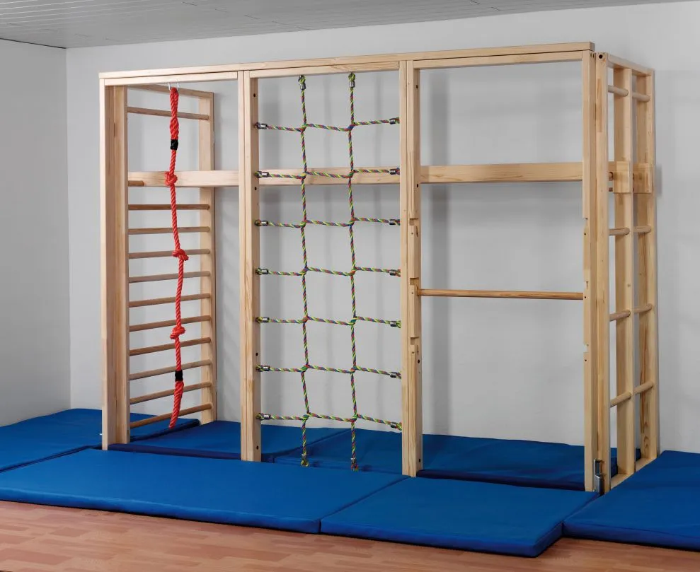 Multi-Klapp-Turnwand 3 Multi-Klapp-Turnwand